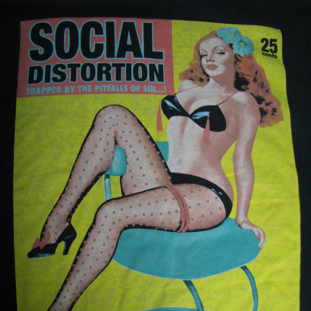 Vintage Social Distortion Pin-Up Girl T-Shirt - Picture 2 of 5